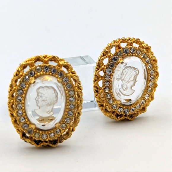 Clear Glass Intaglio Clip On Earrings Gold Tone Rhinestones Edwardian Revival - Picture 1 of 15